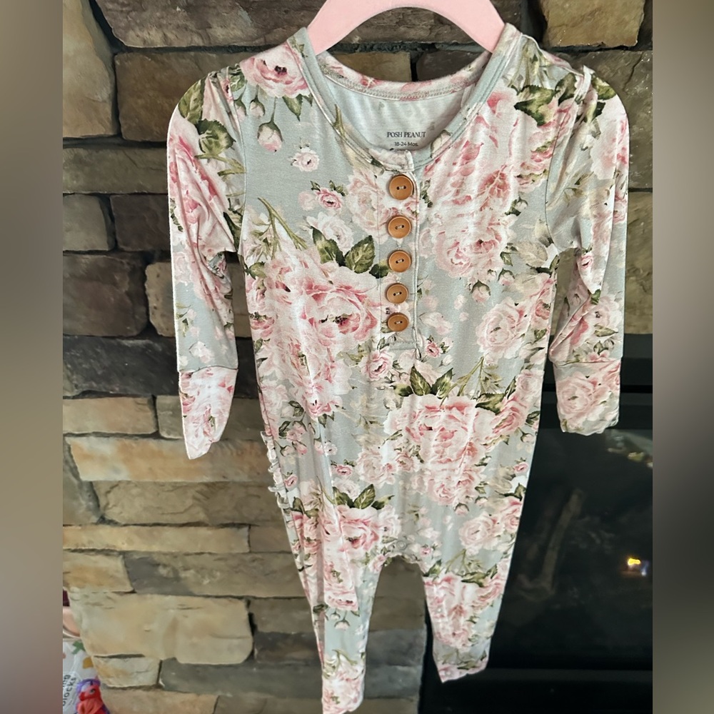 Celine Posh Peanut ruffled romper